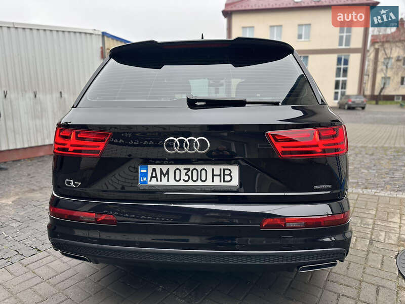 Внедорожник / Кроссовер Audi Q7 2019 в Житомире
