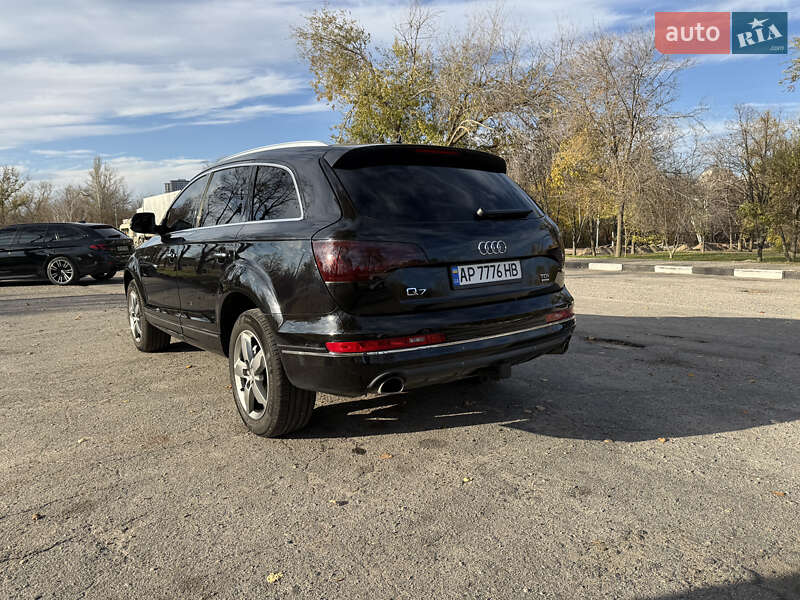 Внедорожник / Кроссовер Audi Q7 2012 в Запорожье