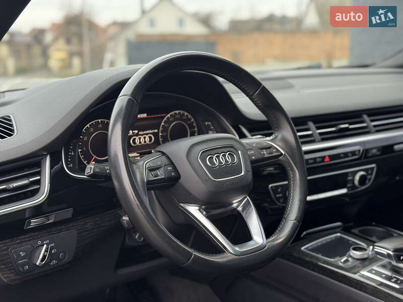 Позашляховик / Кросовер Audi Q7 2017 в Дубні фото 15 Позашляховик / Кросовер Audi Q7 2017 в Дубні