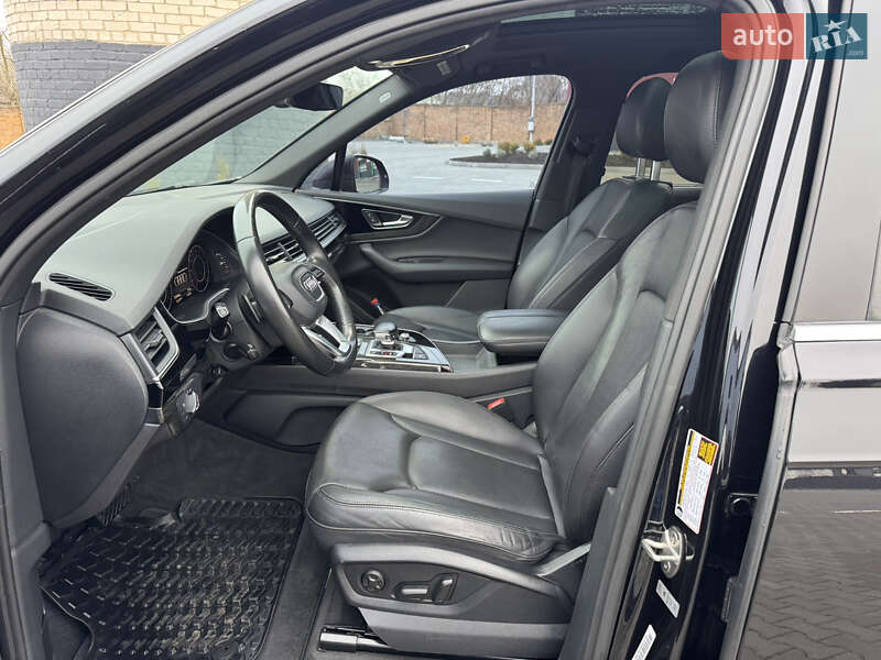 Позашляховик / Кросовер Audi Q7 2017 в Дубні фото 16 Позашляховик / Кросовер Audi Q7 2017 в Дубні