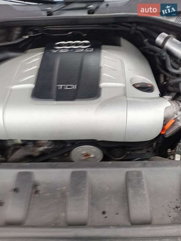 Позашляховик / Кросовер Audi Q7 2012 в Стрию