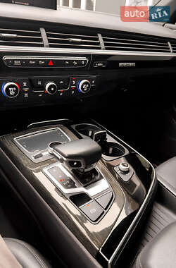 Внедорожник / Кроссовер Audi Q7 2017 в Черкассах фото 25 Внедорожник / Кроссовер Audi Q7 2017 в Черкассах