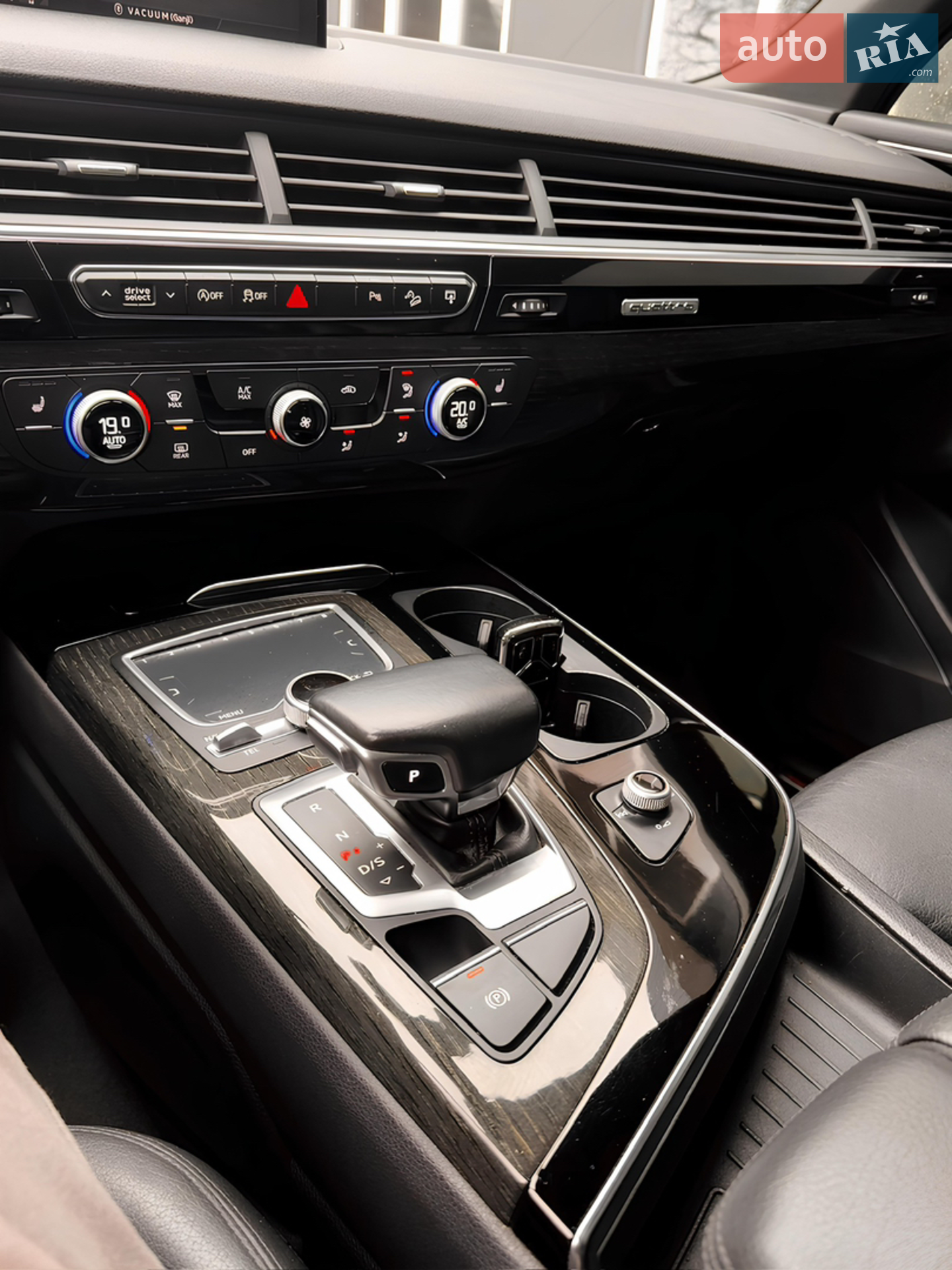2017 Audi Q7 - мініатюра 25