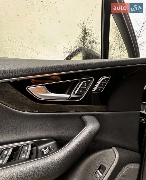 Позашляховик / Кросовер Audi Q7 2017 в Кролевці фото 14 Позашляховик / Кросовер Audi Q7 2017 в Кролевці