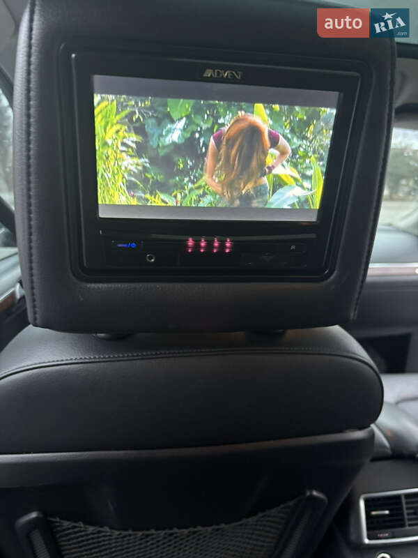 Позашляховик / Кросовер Audi Q7 2012 в Самборі