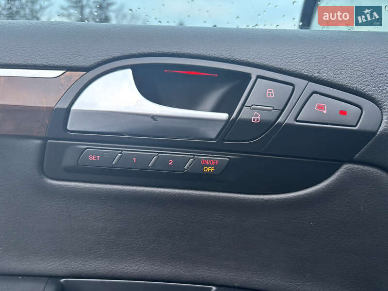 Позашляховик / Кросовер Audi Q7 2012 в Самборі