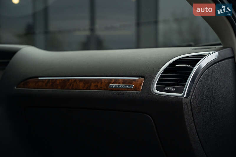 Внедорожник / Кроссовер Audi Q7 2013 в Черновцах