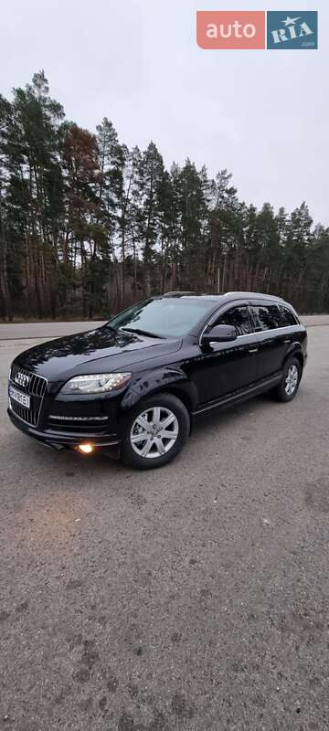 Позашляховик / Кросовер Audi Q7 2010 в Охтирці