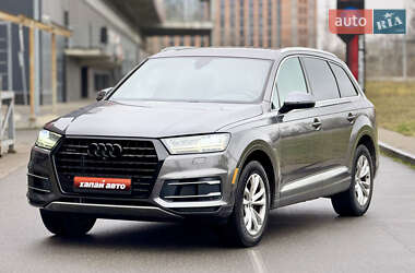 Позашляховик / Кросовер Audi Q7 2019 в Києві