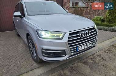 Позашляховик / Кросовер Audi Q7 2015 в Києві