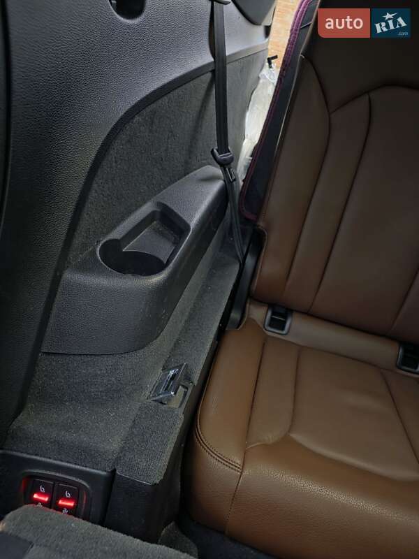 Позашляховик / Кросовер Audi Q7 2015 в Києві