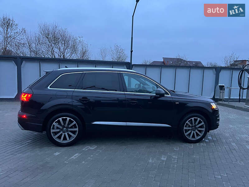 Позашляховик / Кросовер Audi Q7 2016 в Хусті фото 7 Позашляховик / Кросовер Audi Q7 2016 в Хусті
