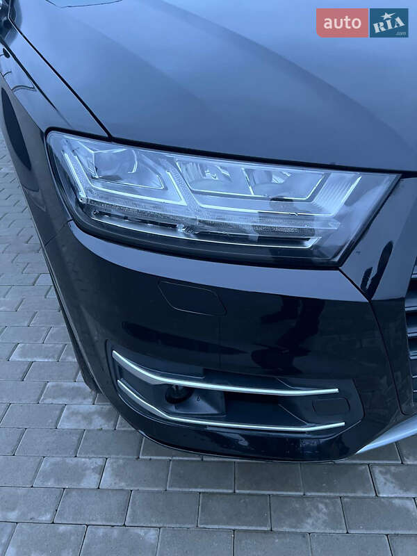 Позашляховик / Кросовер Audi Q7 2016 в Хусті фото 8 Позашляховик / Кросовер Audi Q7 2016 в Хусті