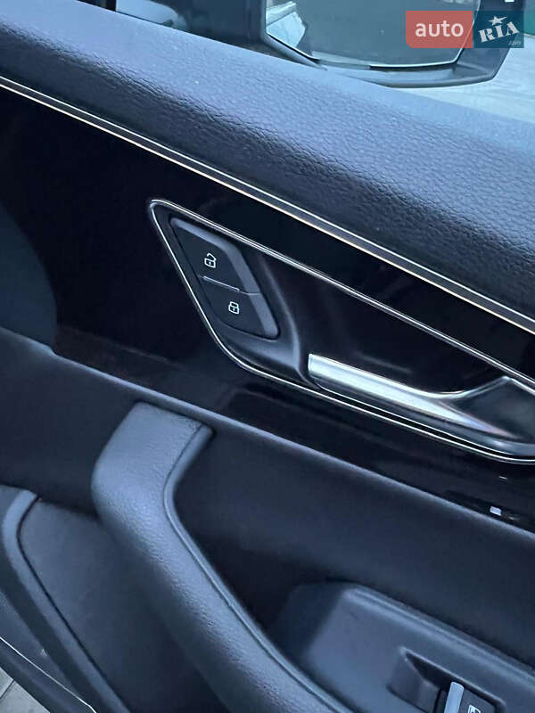Позашляховик / Кросовер Audi Q7 2016 в Хусті фото 38 Позашляховик / Кросовер Audi Q7 2016 в Хусті