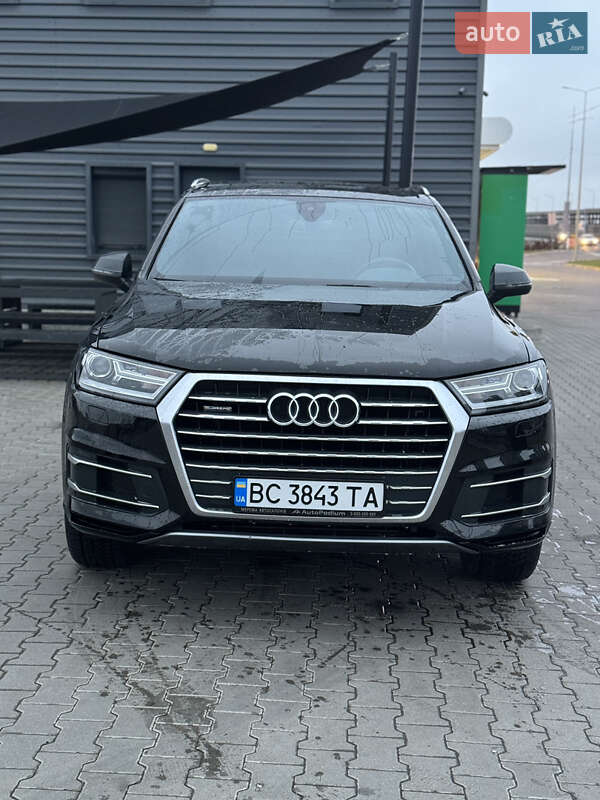 Внедорожник / Кроссовер Audi Q7 2017 в Киеве фото 2 Внедорожник / Кроссовер Audi Q7 2017 в Киеве