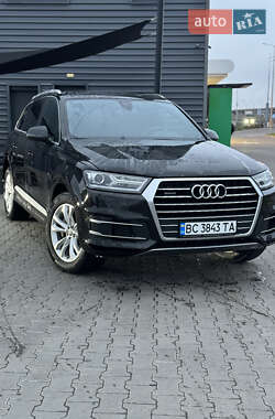 Позашляховик / Кросовер Audi Q7 2017 в Києві