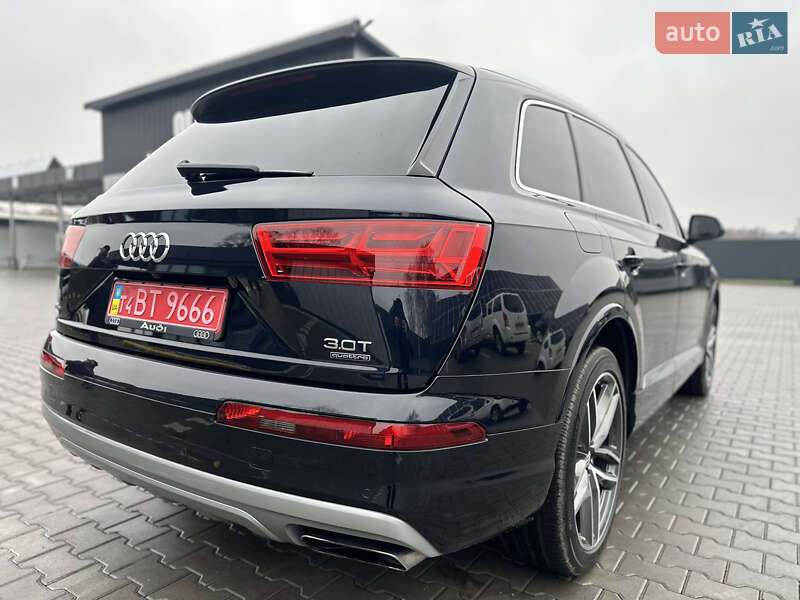 Внедорожник / Кроссовер Audi Q7 2017 в Владимире
