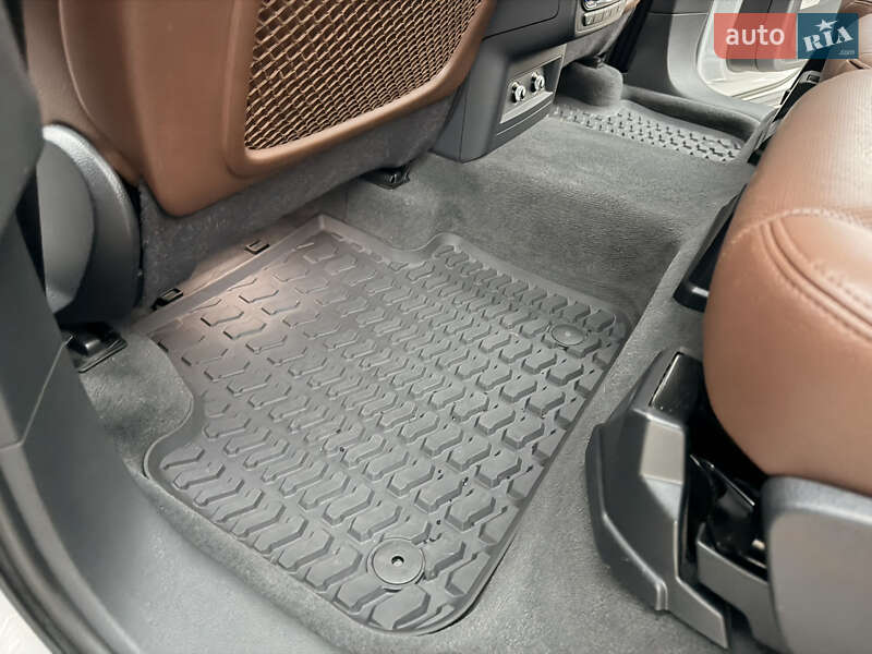 Внедорожник / Кроссовер Audi Q7 2019 в Киеве фото 58 Внедорожник / Кроссовер Audi Q7 2019 в Киеве