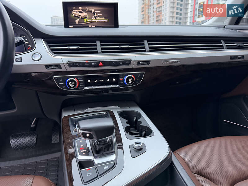 Внедорожник / Кроссовер Audi Q7 2019 в Киеве фото 63 Внедорожник / Кроссовер Audi Q7 2019 в Киеве