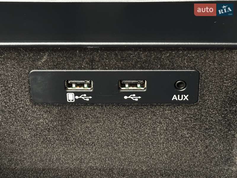 Внедорожник / Кроссовер Audi Q7 2016 в Днепре