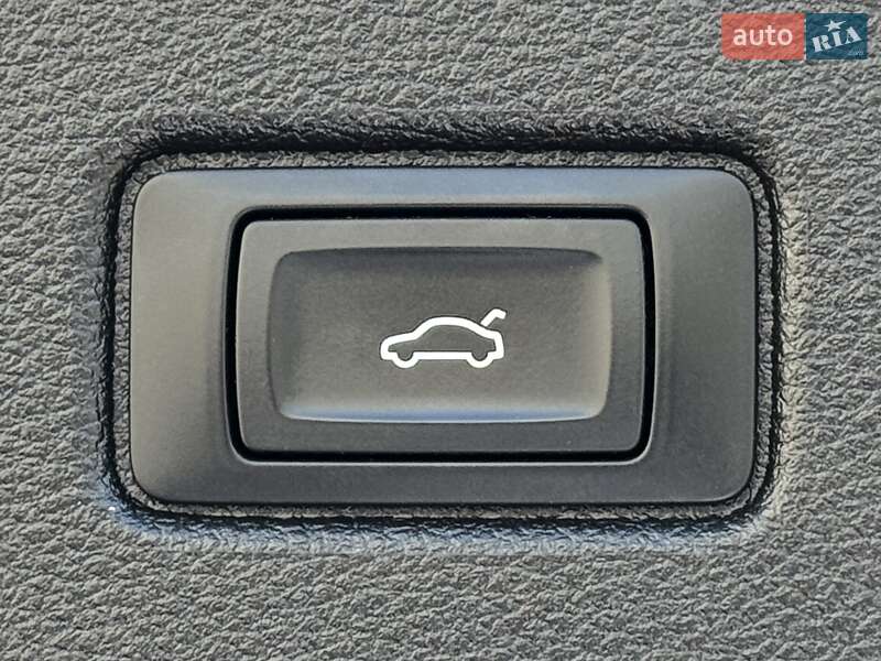 Внедорожник / Кроссовер Audi Q7 2016 в Днепре