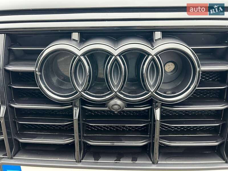 Внедорожник / Кроссовер Audi Q7 2023 в Полтаве