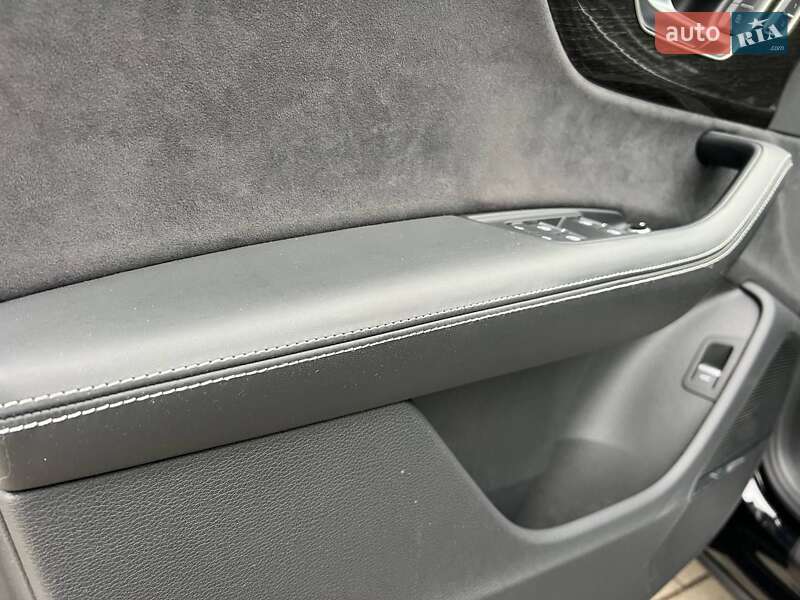 Внедорожник / Кроссовер Audi Q7 2023 в Полтаве