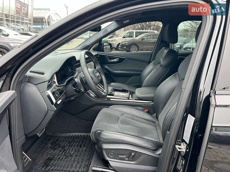 Внедорожник / Кроссовер Audi Q7 2023 в Полтаве