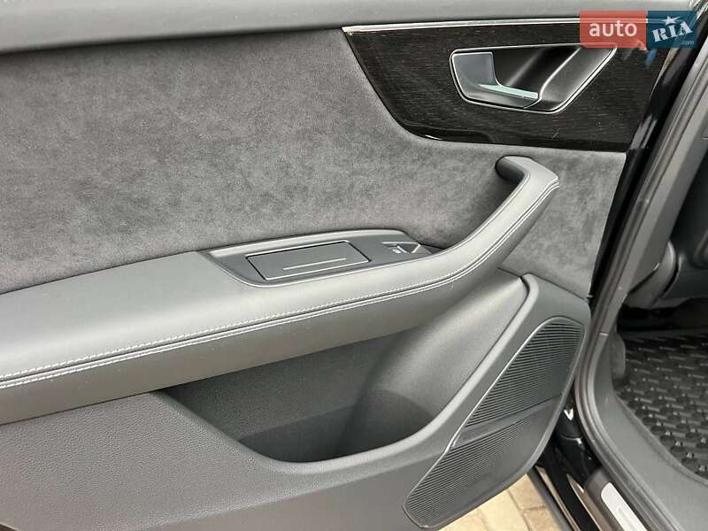 Внедорожник / Кроссовер Audi Q7 2023 в Полтаве