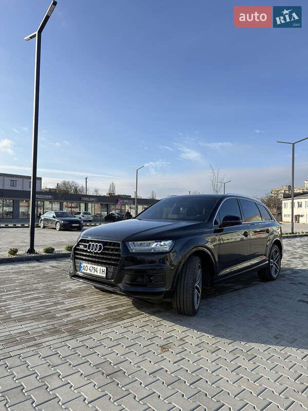 Внедорожник / Кроссовер Audi Q7 2016 в Ужгороде фото 15 Внедорожник / Кроссовер Audi Q7 2016 в Ужгороде