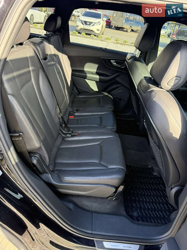 Внедорожник / Кроссовер Audi Q7 2016 в Ужгороде фото 23 Внедорожник / Кроссовер Audi Q7 2016 в Ужгороде