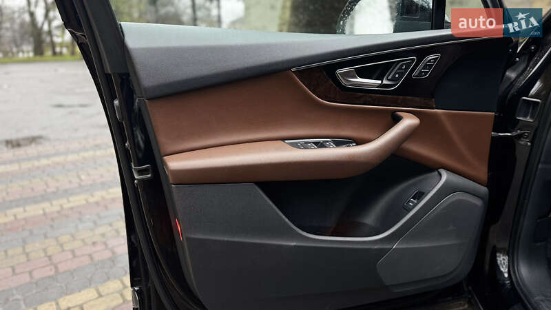 Внедорожник / Кроссовер Audi Q7 2016 в Черновцах фото 32 Внедорожник / Кроссовер Audi Q7 2016 в Черновцах