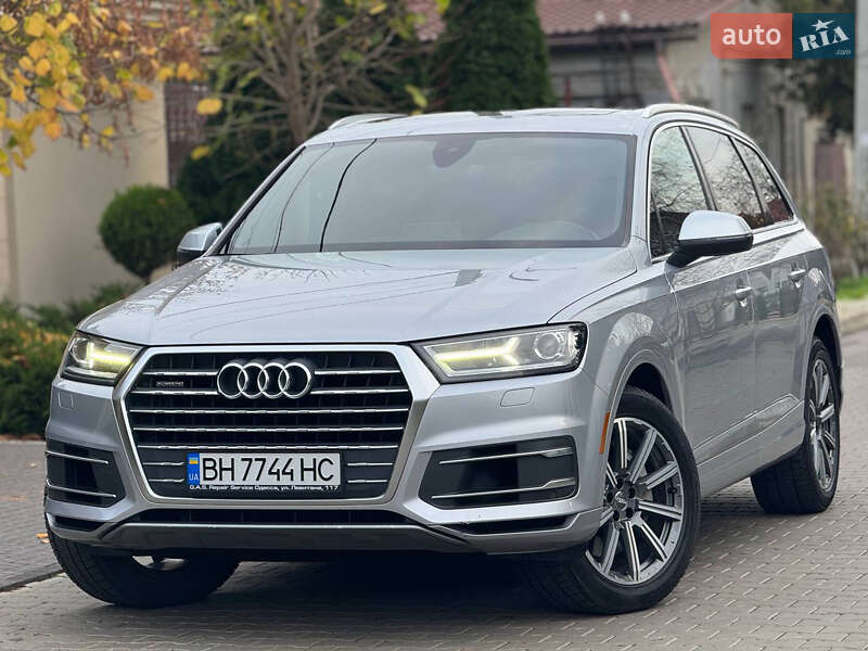 Внедорожник / Кроссовер Audi Q7 2017 в Одессе