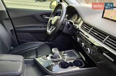 Позашляховик / Кросовер Audi Q7 2015 в Дніпрі