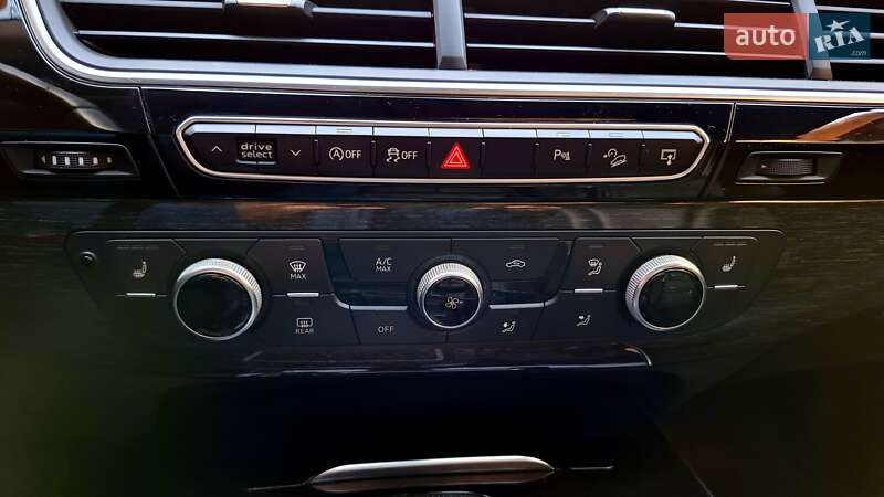 Позашляховик / Кросовер Audi Q7 2015 в Дніпрі