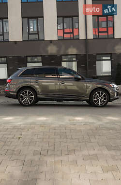 Внедорожник / Кроссовер Audi Q7 2019 в Львове