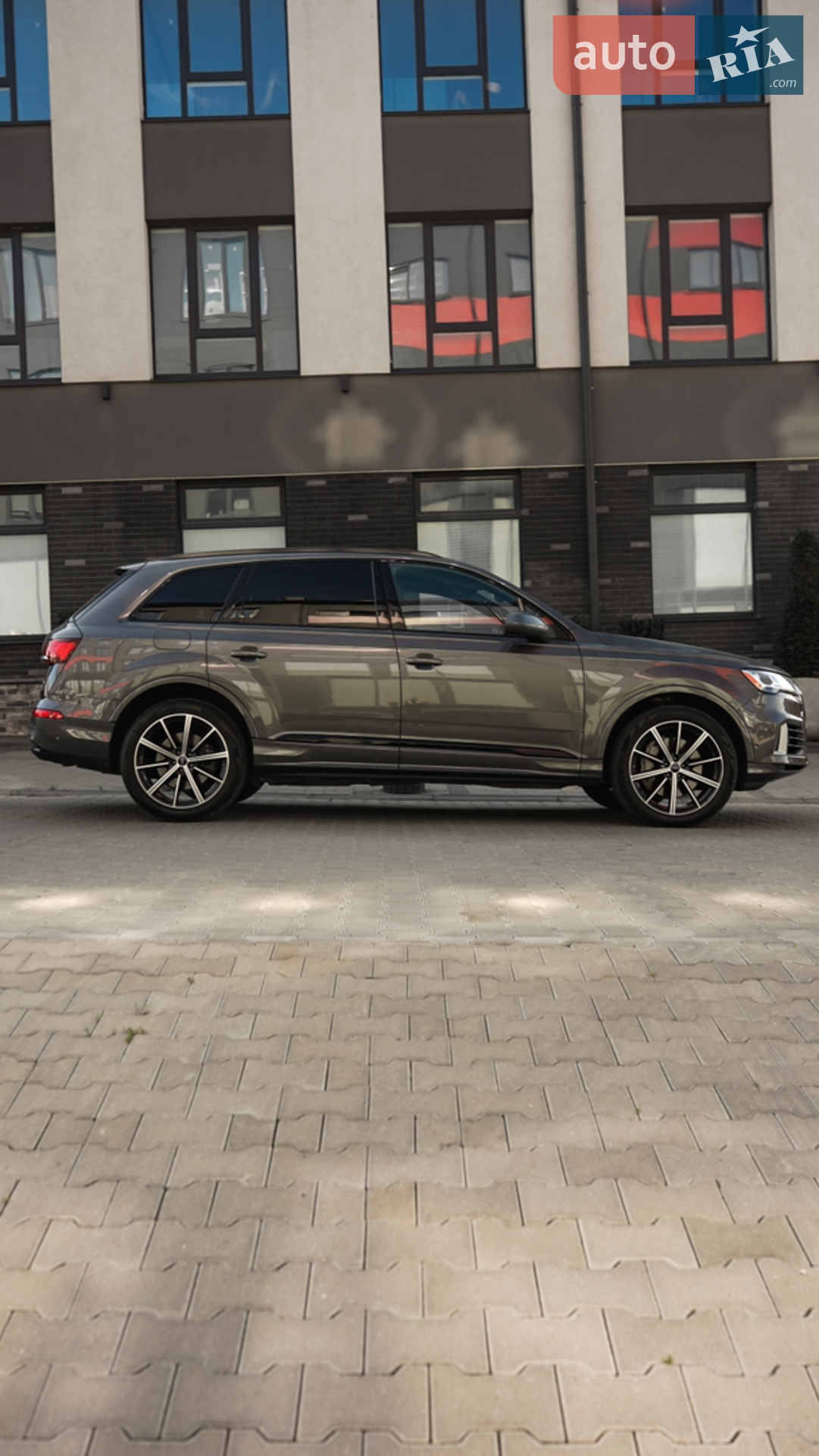 2019 Audi Q7 - фото 1
