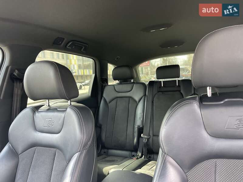 Внедорожник / Кроссовер Audi Q7 2018 в Киеве фото 15 Внедорожник / Кроссовер Audi Q7 2018 в Киеве