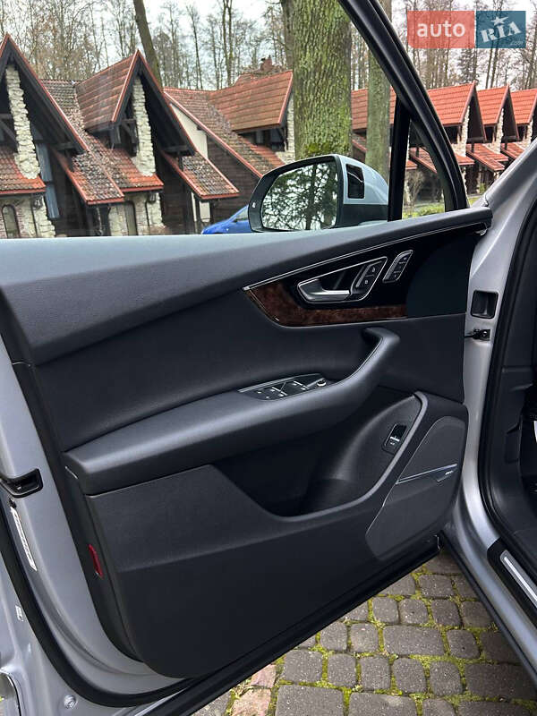 Внедорожник / Кроссовер Audi Q7 2018 в Львове фото 17 Внедорожник / Кроссовер Audi Q7 2018 в Львове