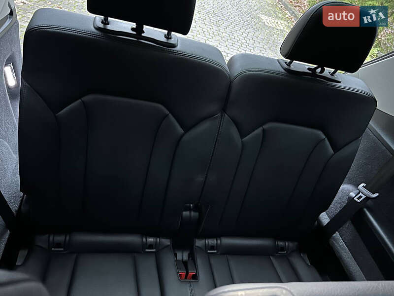 Внедорожник / Кроссовер Audi Q7 2018 в Львове фото 40 Внедорожник / Кроссовер Audi Q7 2018 в Львове