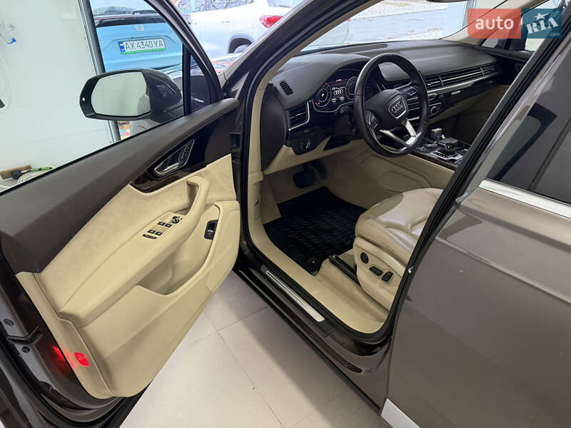 Внедорожник / Кроссовер Audi Q7 2015 в Харькове фото 10 Внедорожник / Кроссовер Audi Q7 2015 в Харькове