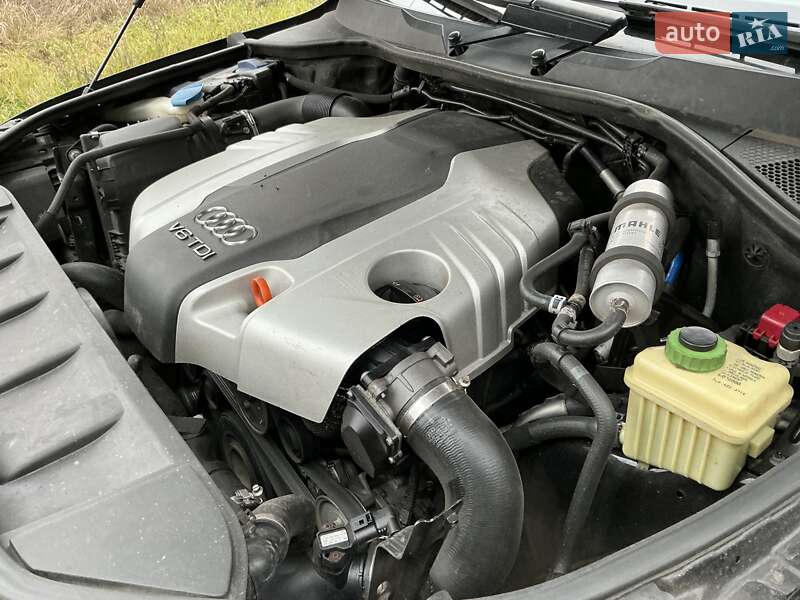 Внедорожник / Кроссовер Audi Q7 2011 в Киеве