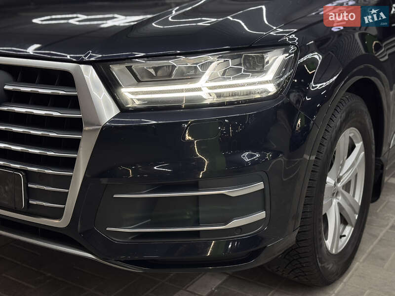 Внедорожник / Кроссовер Audi Q7 2015 в Киеве фото 12 Внедорожник / Кроссовер Audi Q7 2015 в Киеве