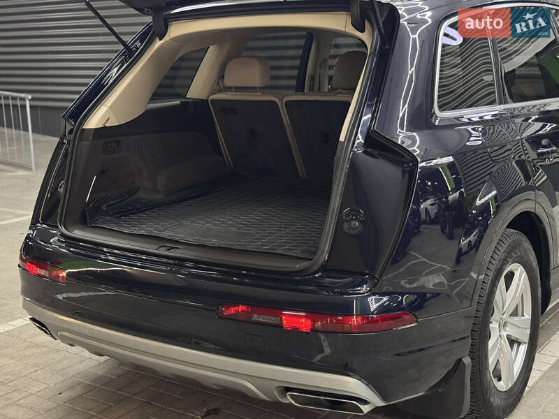 Внедорожник / Кроссовер Audi Q7 2015 в Киеве фото 14 Внедорожник / Кроссовер Audi Q7 2015 в Киеве