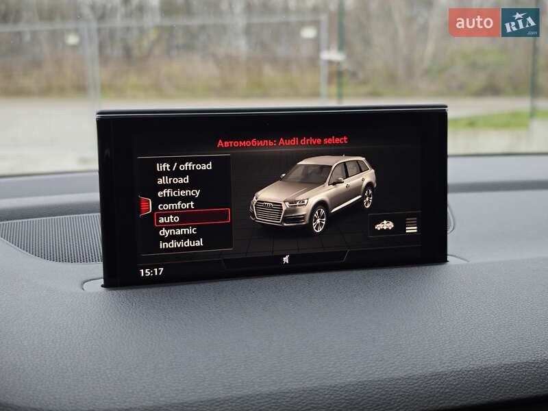 Внедорожник / Кроссовер Audi Q7 2015 в Дубно