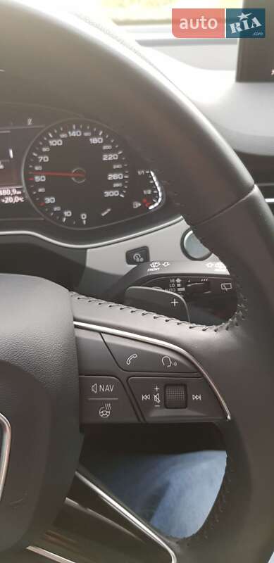 Внедорожник / Кроссовер Audi Q7 2017 в Чернобае