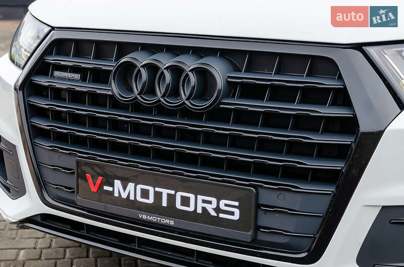 Внедорожник / Кроссовер Audi Q7 2015 в Киеве