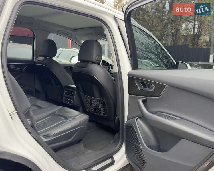 Внедорожник / Кроссовер Audi Q7 2020 в Киеве фото 20 Внедорожник / Кроссовер Audi Q7 2020 в Киеве