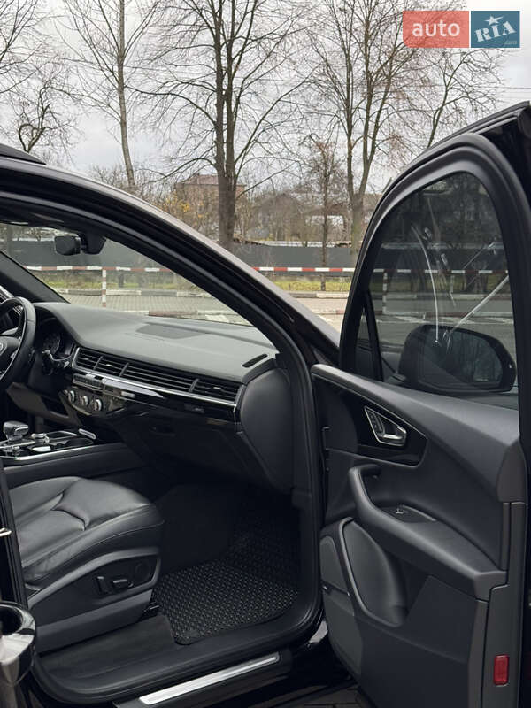 Внедорожник / Кроссовер Audi Q7 2018 в Коломые