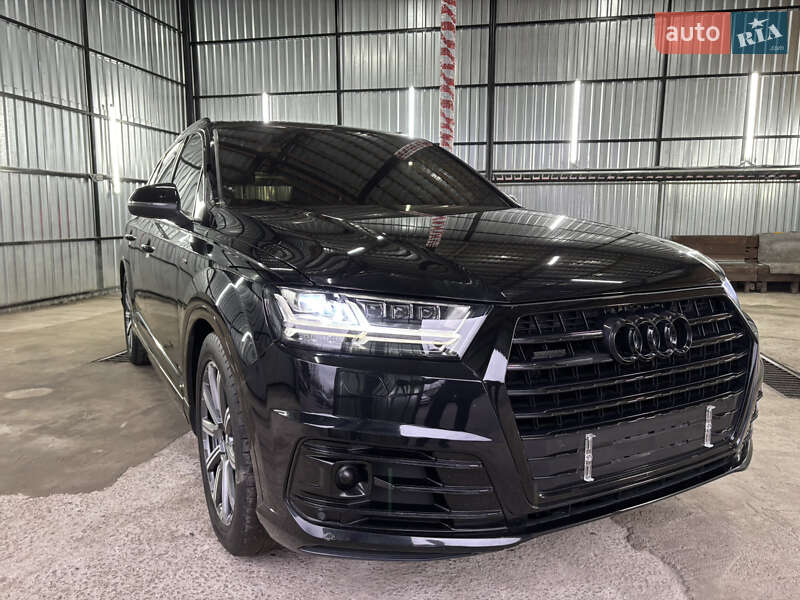 Внедорожник / Кроссовер Audi Q7 2015 в Казатине фото 3 Внедорожник / Кроссовер Audi Q7 2015 в Казатине